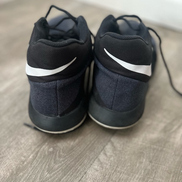 SOLD Nike KD trey 5 black size 12 mens shoes - Picture 4 of 7